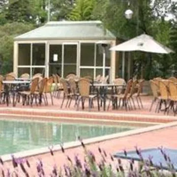 The Marque Canberra Hotel